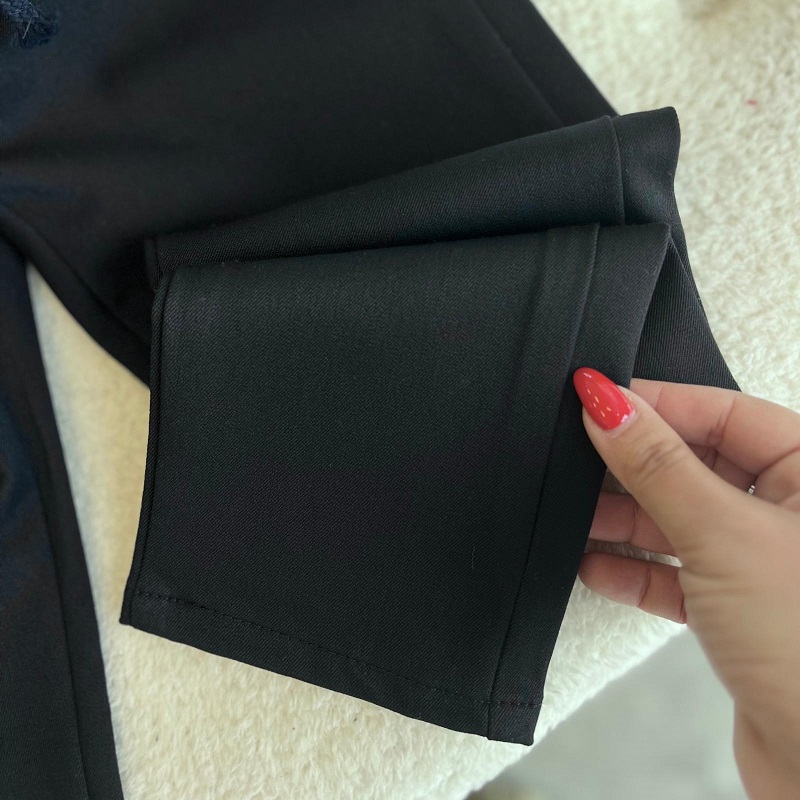 Belden Bağlamalı Jogger Pantolon görsel 3