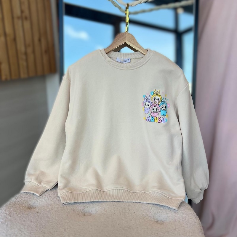 Labubu Sırt Baskılı Sweatshirt