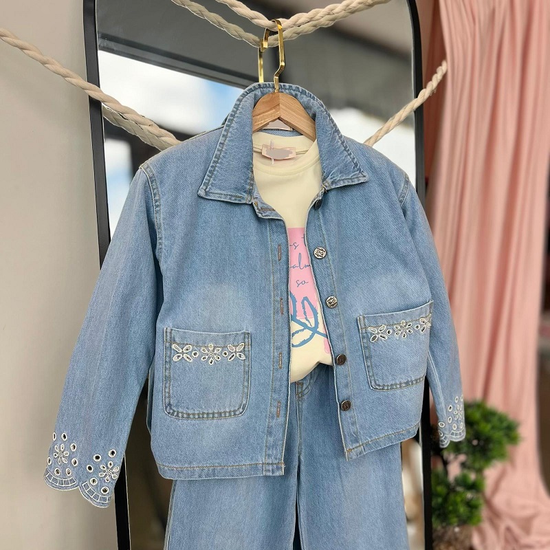 Fisto İşlemeli 3'lü Denim Takım görsel 2