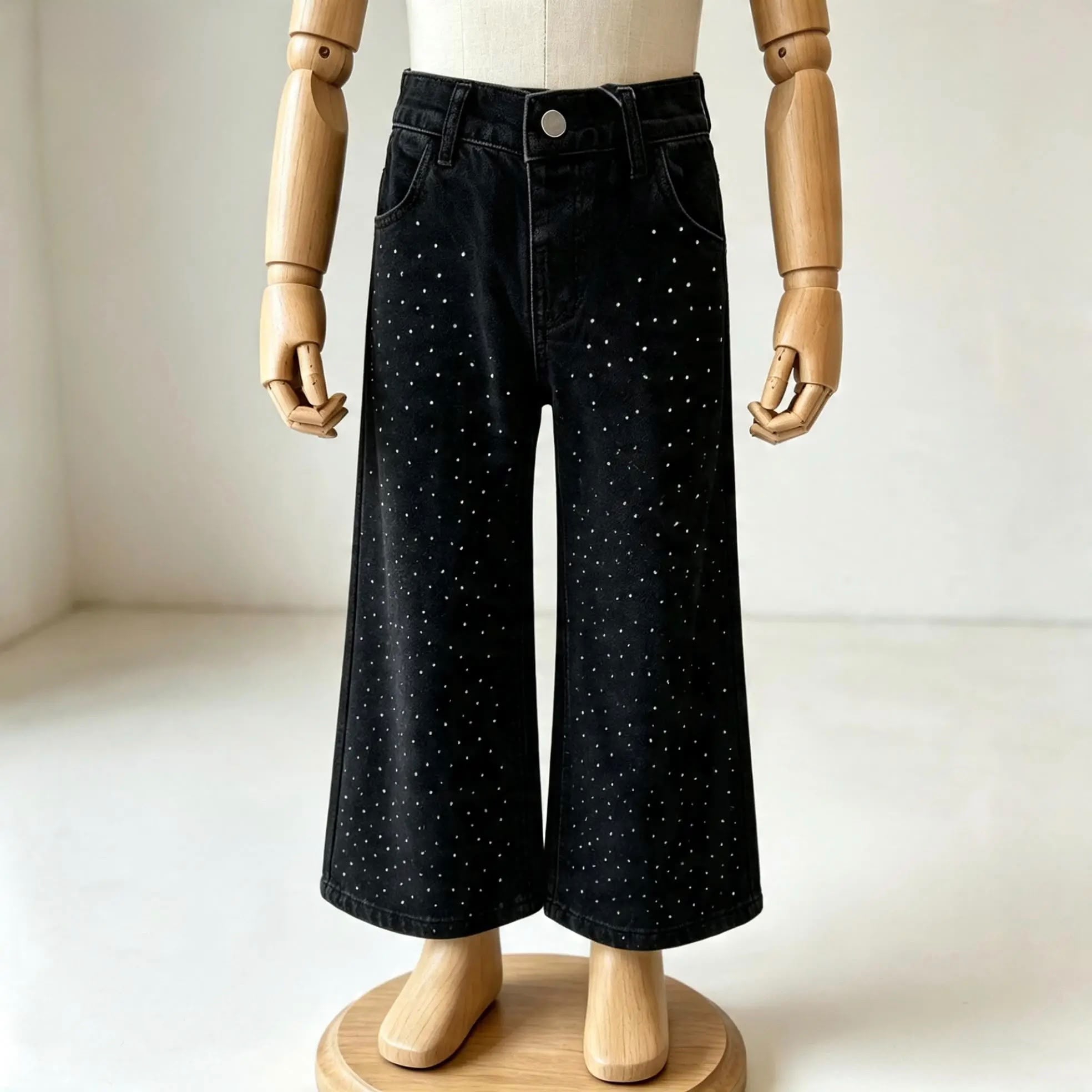 Kısa Paça Taşlı Jean Pantolon